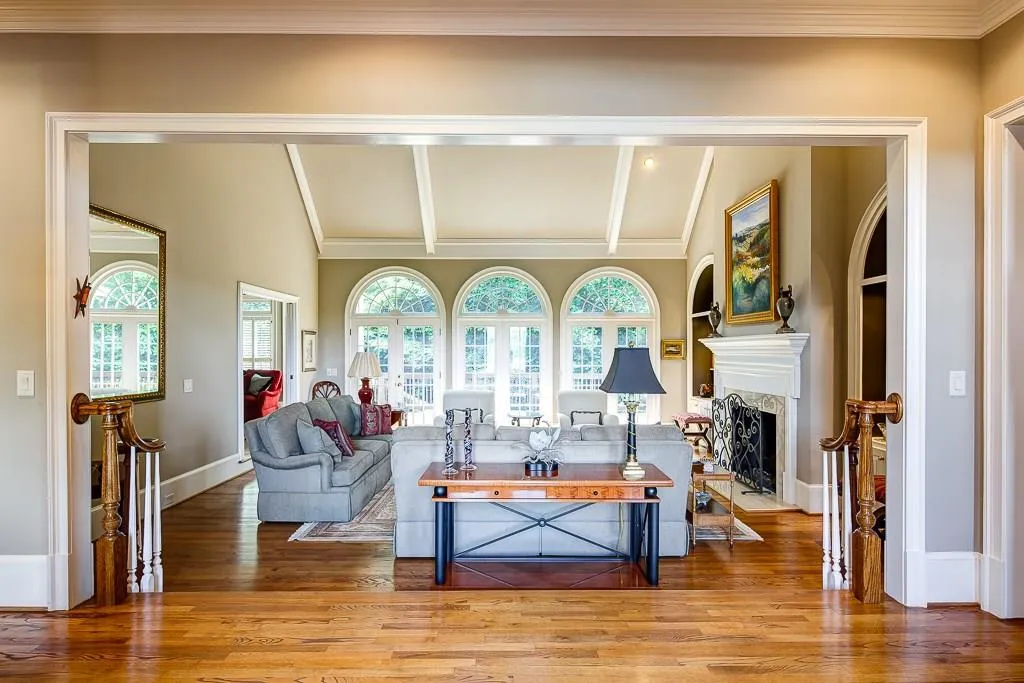 1640 Misty Oaks Drive, Atlanta, Georgia 30350, 6 Bedrooms Bedrooms, ,6 BathroomsBathrooms,Residential,Sold,1640 Misty Oaks Drive,5742526