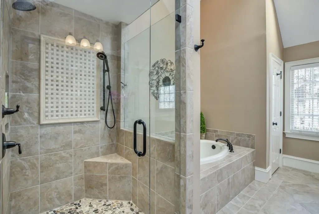7695 Blandford Place, Sandy Springs, Georgia 30350, 6 Bedrooms Bedrooms, ,5 BathroomsBathrooms,Residential,Sold,7695 Blandford Place,5970606