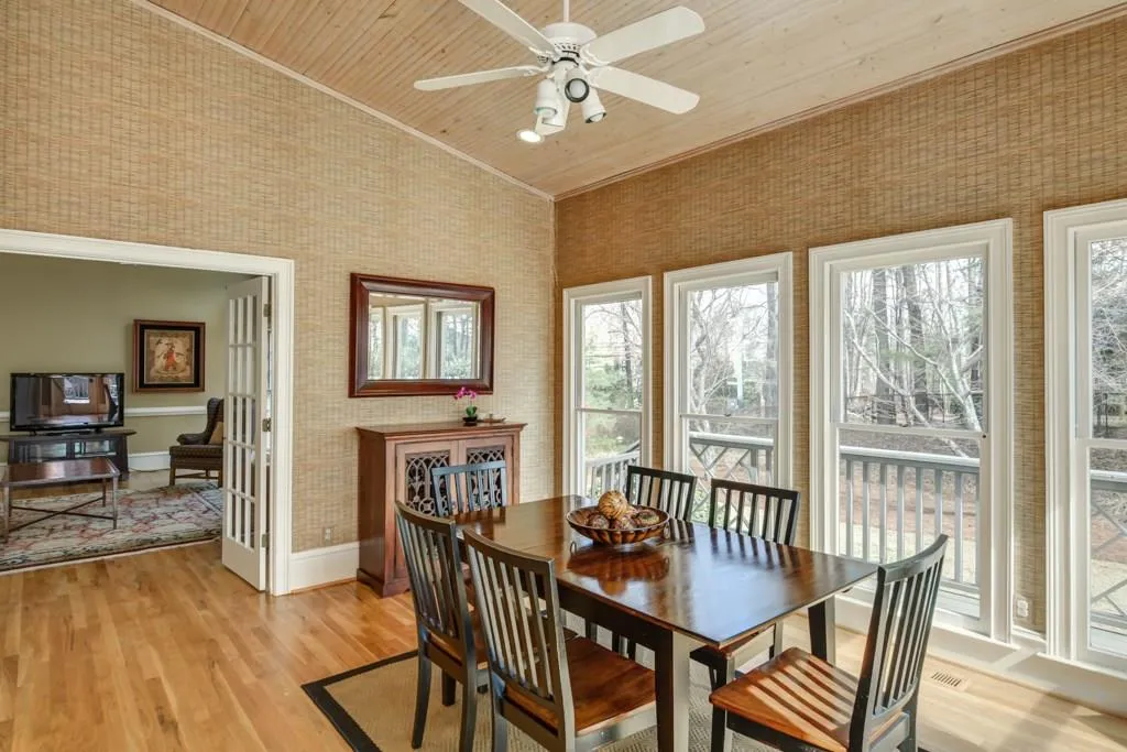 7695 Blandford Place, Sandy Springs, Georgia 30350, 6 Bedrooms Bedrooms, ,5 BathroomsBathrooms,Residential,Sold,7695 Blandford Place,5970606
