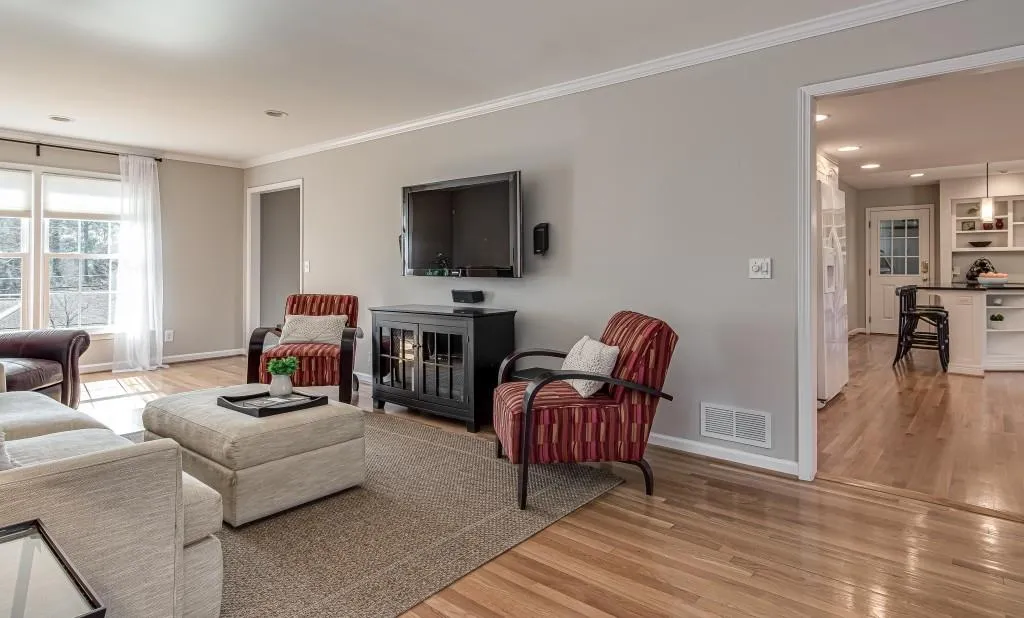 550 Spalding Drive, Sandy Springs, Georgia 30328, 4 Bedrooms Bedrooms, ,2 BathroomsBathrooms,Residential,Sold,550 Spalding Drive,6685445