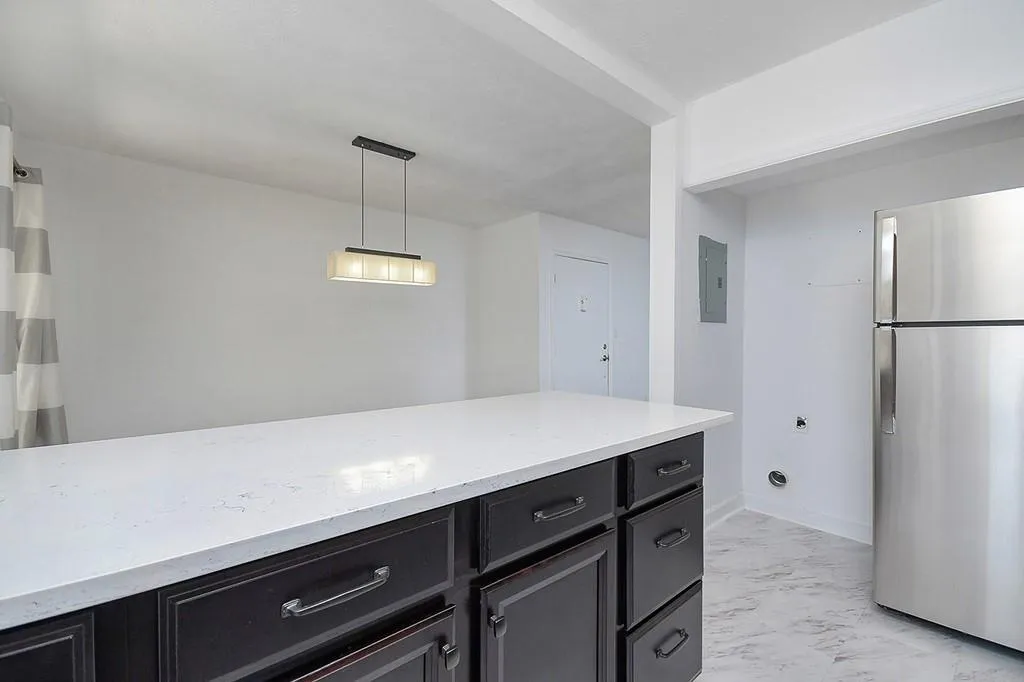 6700 Roswell Road Unit 31g, Sandy Springs, Georgia 30328, 2 Bedrooms Bedrooms, ,2 BathroomsBathrooms,Residential,Sold,6700 Roswell Road Unit 31g,6759306