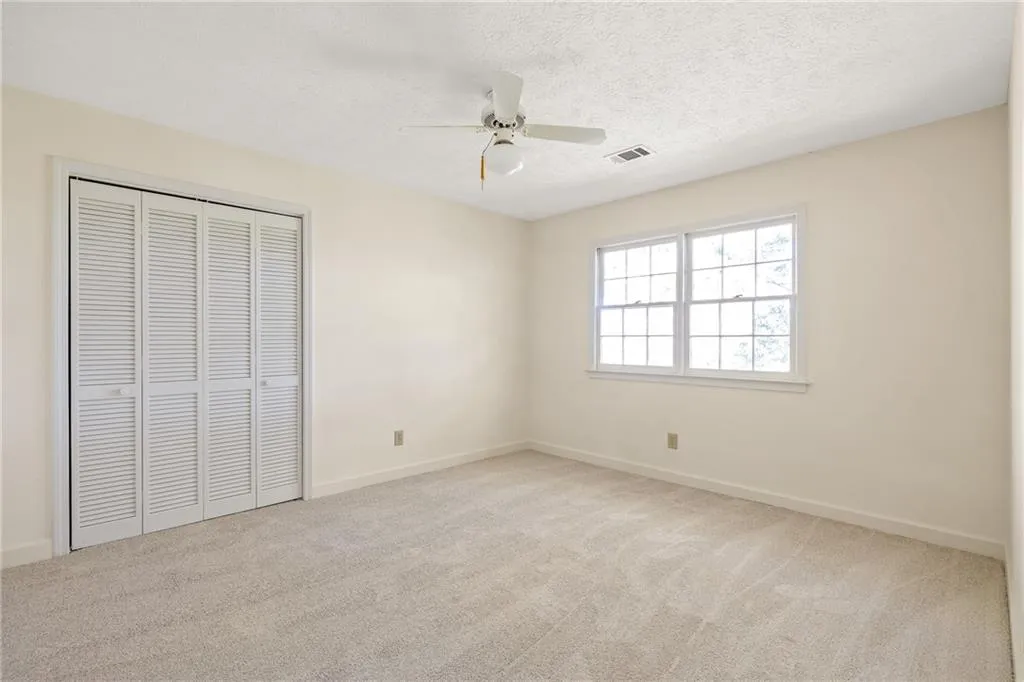 240 Zephyr Court, Sandy Springs, Georgia 30350, 4 Bedrooms Bedrooms, ,2 BathroomsBathrooms,Residential,Sold,240 Zephyr Court,6965456