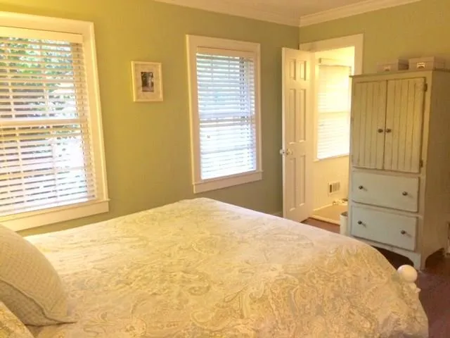 307 Underwood Drive, Sandy Springs, Georgia 30328, 3 Bedrooms Bedrooms, ,2 BathroomsBathrooms,Residential,Sold,307 Underwood Drive,5737030