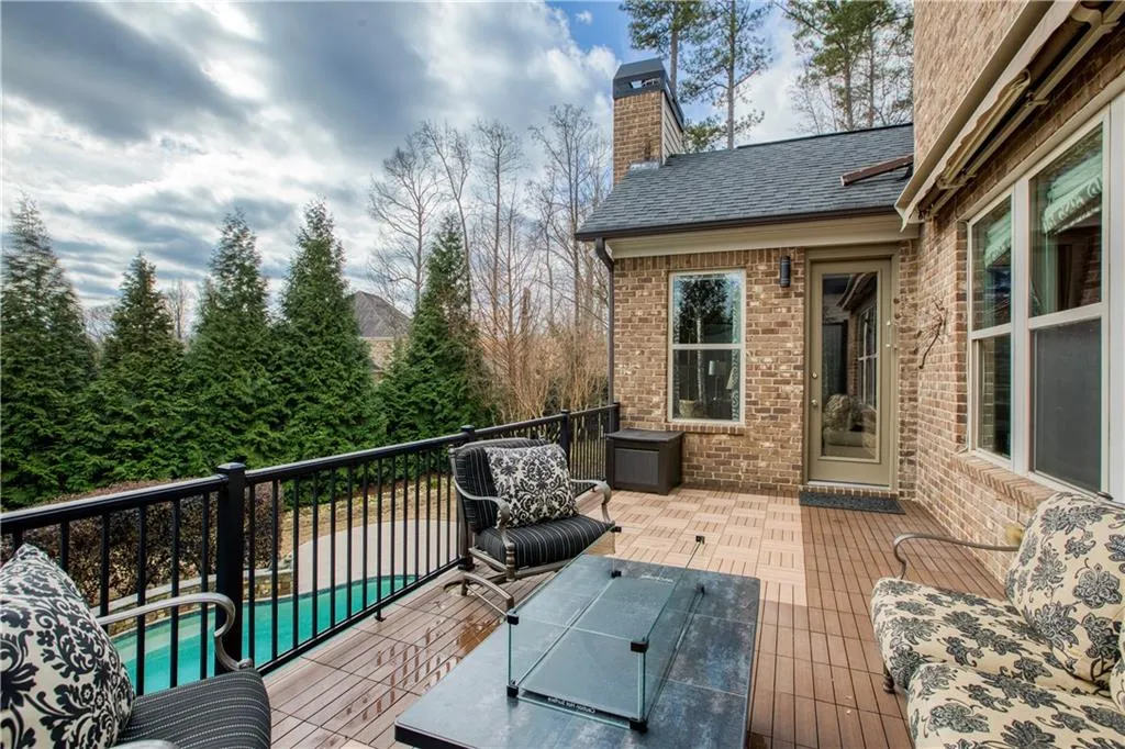 3923 Dahlwiny Court, Sandy Springs, Georgia 30350, 5 Bedrooms Bedrooms, ,5 BathroomsBathrooms,Residential,Sold,3923 Dahlwiny Court,7169569