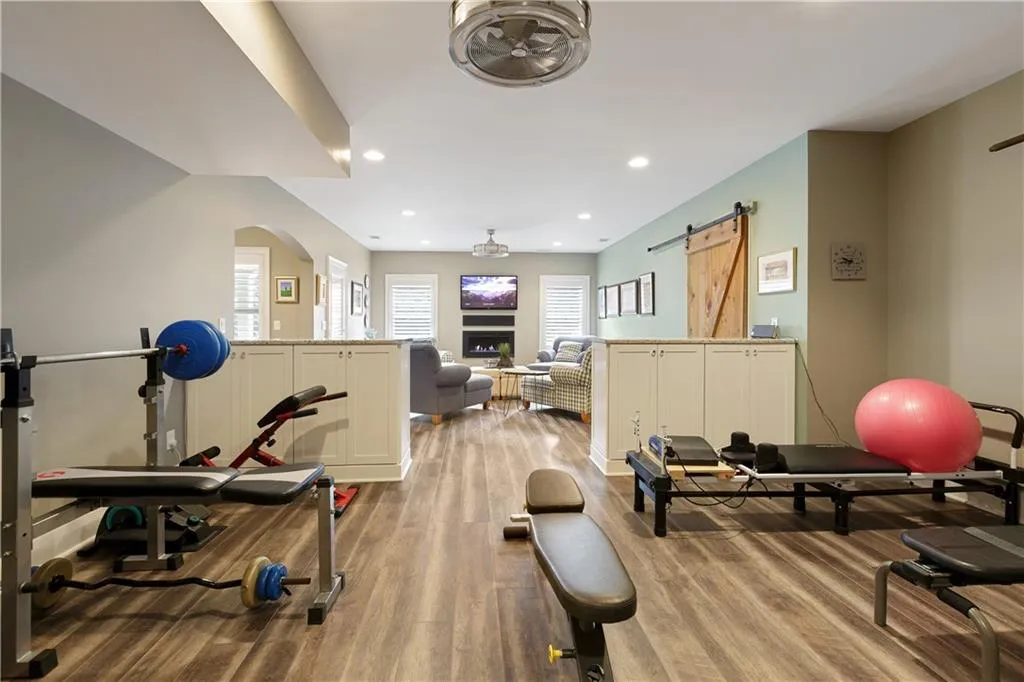 3923 Dahlwiny Court, Sandy Springs, Georgia 30350, 5 Bedrooms Bedrooms, ,5 BathroomsBathrooms,Residential,Sold,3923 Dahlwiny Court,7169569