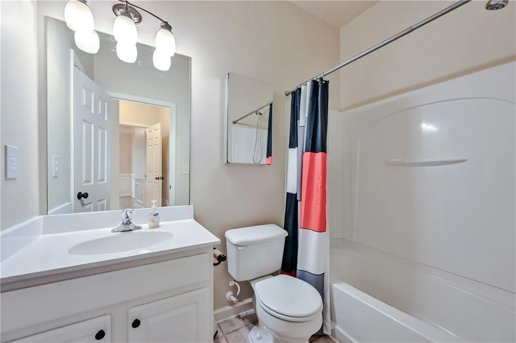 7892 Kiverton Place, Sandy Springs, Georgia 30350, 4 Bedrooms Bedrooms, ,3 BathroomsBathrooms,Residential,Sold,7892 Kiverton Place,6956966