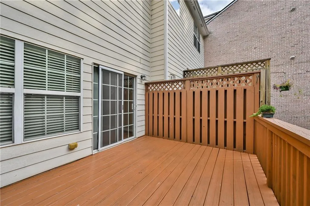 7892 Kiverton Place, Sandy Springs, Georgia 30350, 4 Bedrooms Bedrooms, ,3 BathroomsBathrooms,Residential,Sold,7892 Kiverton Place,6956966