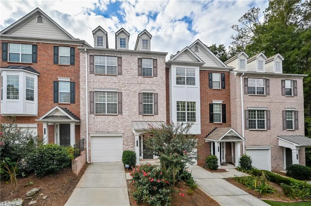 7892 Kiverton Place, Sandy Springs, Georgia 30350, 4 Bedrooms Bedrooms, ,3 BathroomsBathrooms,Residential,Sold,7892 Kiverton Place,6956966