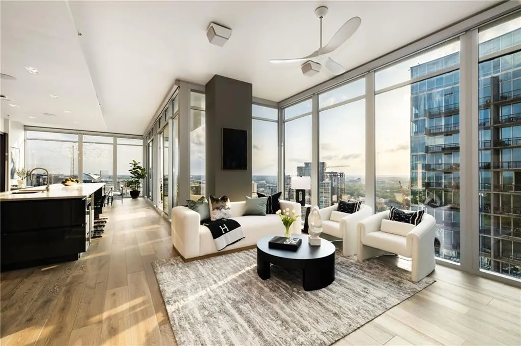 1065 Peachtree Street Ne Unit 3602, Atlanta, Georgia 30309, 3 Bedrooms Bedrooms, ,3 BathroomsBathrooms,Residential,Sold,1065 Peachtree Street Ne Unit 3602,7382015