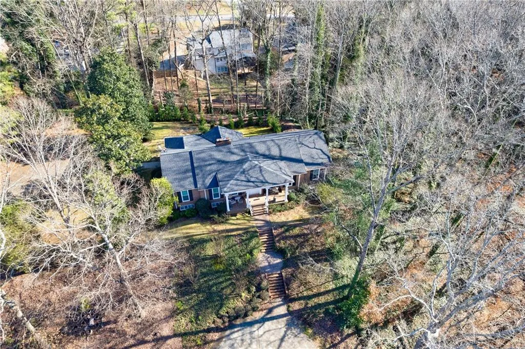 6525 Riverside Drive, Atlanta, Georgia 30328, 5 Bedrooms Bedrooms, ,4 BathroomsBathrooms,Residential,Sold,6525 Riverside Drive,7174692