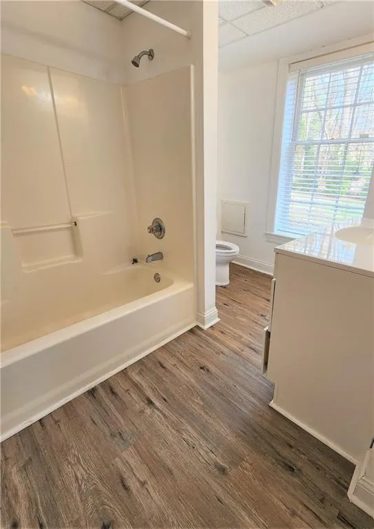 6525 Riverside Drive, Atlanta, Georgia 30328, 5 Bedrooms Bedrooms, ,4 BathroomsBathrooms,Residential,Sold,6525 Riverside Drive,7174692