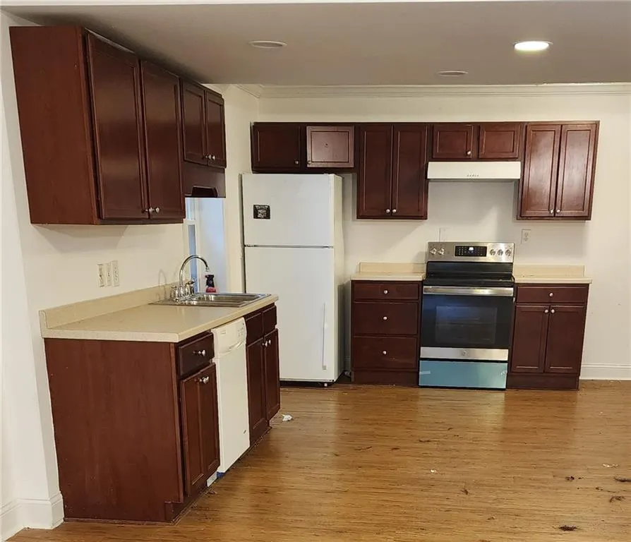 6525 Riverside Drive, Atlanta, Georgia 30328, 5 Bedrooms Bedrooms, ,4 BathroomsBathrooms,Residential,Sold,6525 Riverside Drive,7174692