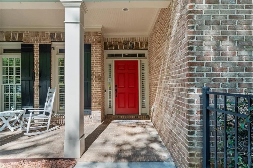 2582 N Thompson Road Ne, Atlanta, Georgia 30319, 5 Bedrooms Bedrooms, ,3 BathroomsBathrooms,Residential,For Sale,2582 N Thompson Road Ne,7665904