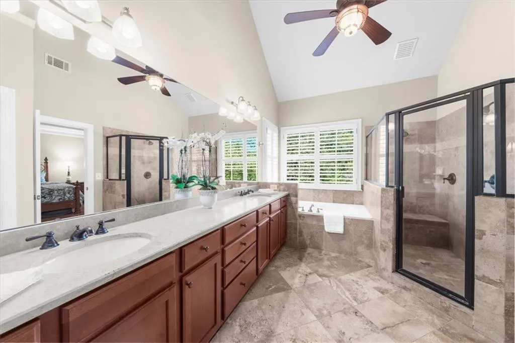 2582 N Thompson Road Ne, Atlanta, Georgia 30319, 5 Bedrooms Bedrooms, ,3 BathroomsBathrooms,Residential,For Sale,2582 N Thompson Road Ne,7665904