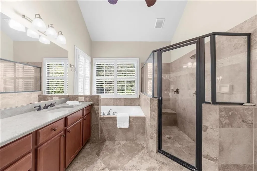 2582 N Thompson Road Ne, Atlanta, Georgia 30319, 5 Bedrooms Bedrooms, ,3 BathroomsBathrooms,Residential,For Sale,2582 N Thompson Road Ne,7665904