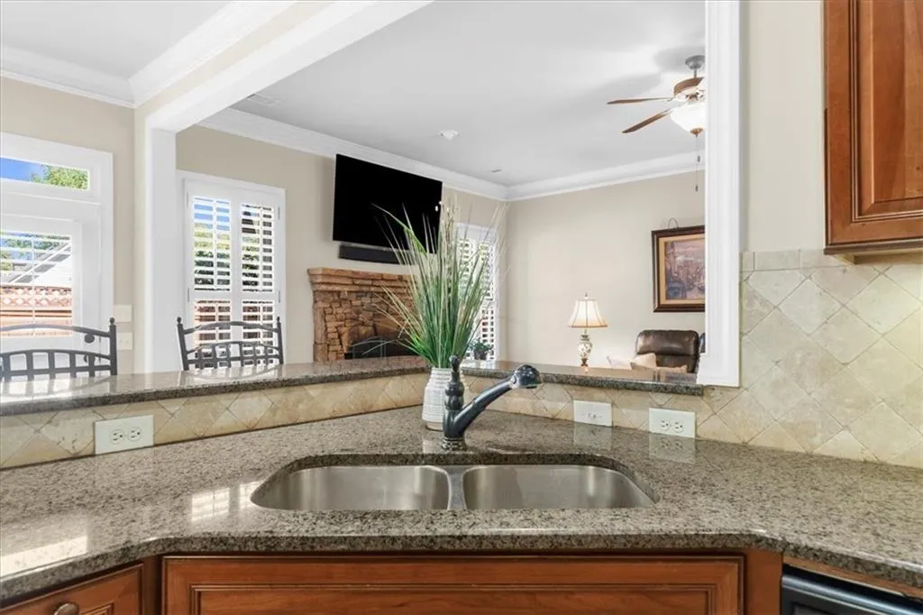 2582 N Thompson Road Ne, Atlanta, Georgia 30319, 5 Bedrooms Bedrooms, ,3 BathroomsBathrooms,Residential,For Sale,2582 N Thompson Road Ne,7665904