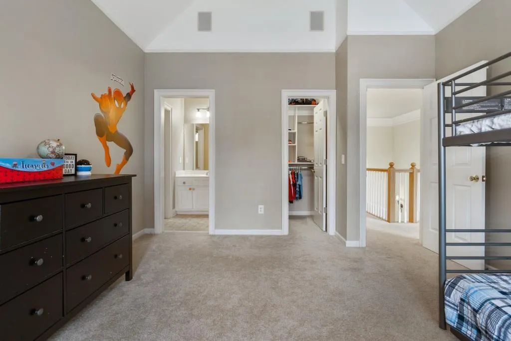 725 Hunting View Point, Atlanta, Georgia 30328, 4 Bedrooms Bedrooms, ,4 BathroomsBathrooms,Residential,Sold,725 Hunting View Point,6698434