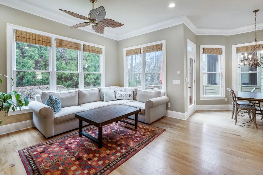 725 Hunting View Point, Atlanta, Georgia 30328, 4 Bedrooms Bedrooms, ,4 BathroomsBathrooms,Residential,Sold,725 Hunting View Point,6698434