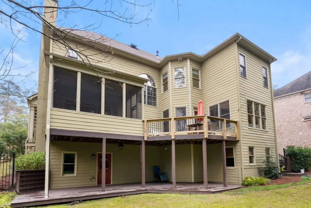 725 Hunting View Point, Atlanta, Georgia 30328, 4 Bedrooms Bedrooms, ,4 BathroomsBathrooms,Residential,Sold,725 Hunting View Point,6698434