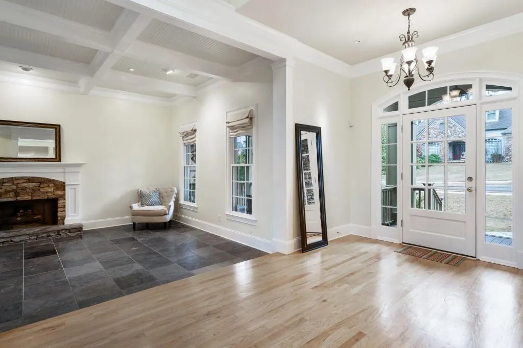 725 Hunting View Point, Atlanta, Georgia 30328, 4 Bedrooms Bedrooms, ,4 BathroomsBathrooms,Residential,Sold,725 Hunting View Point,6698434