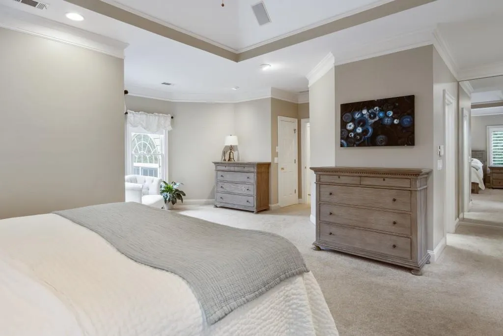 725 Hunting View Point, Atlanta, Georgia 30328, 4 Bedrooms Bedrooms, ,4 BathroomsBathrooms,Residential,Sold,725 Hunting View Point,6698434