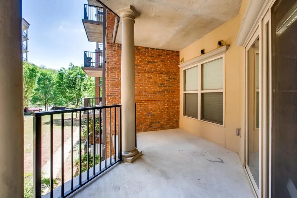 200 River Vista Drive Unit 231, Atlanta, Georgia 30339, 2 Bedrooms Bedrooms, ,2 BathroomsBathrooms,Residential,Sold,200 River Vista Drive Unit 231,6535669