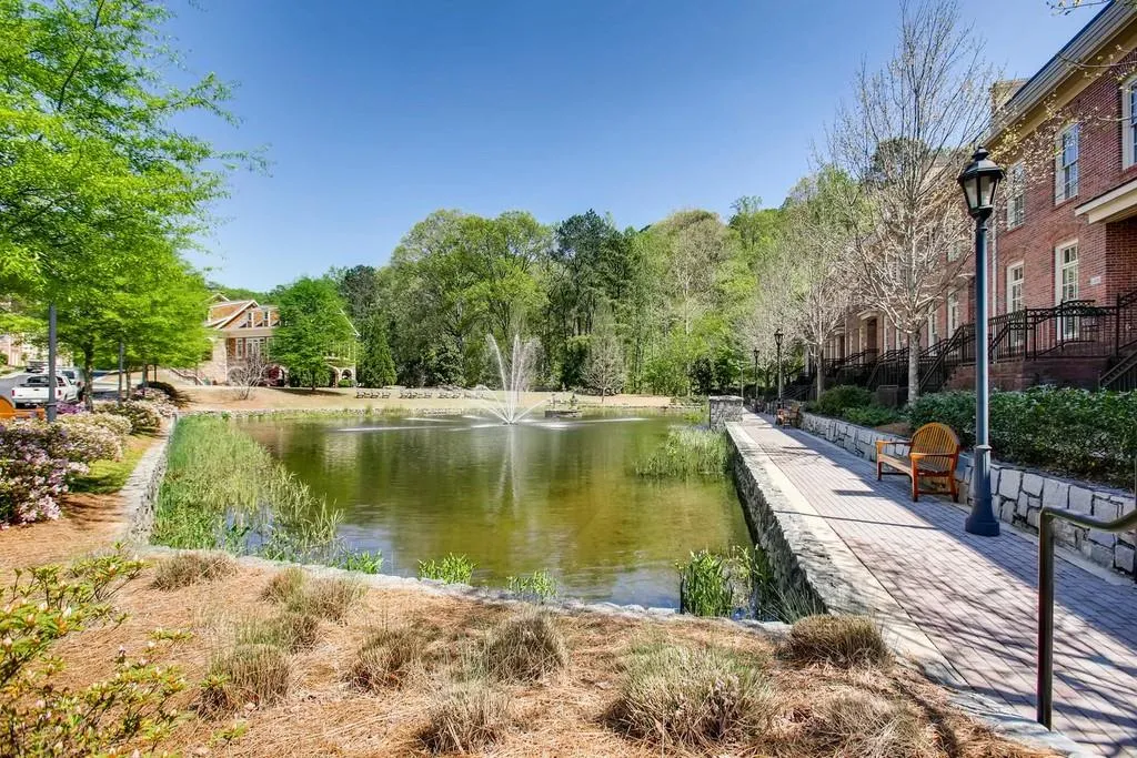 200 River Vista Drive Unit 231, Atlanta, Georgia 30339, 2 Bedrooms Bedrooms, ,2 BathroomsBathrooms,Residential,Sold,200 River Vista Drive Unit 231,6535669