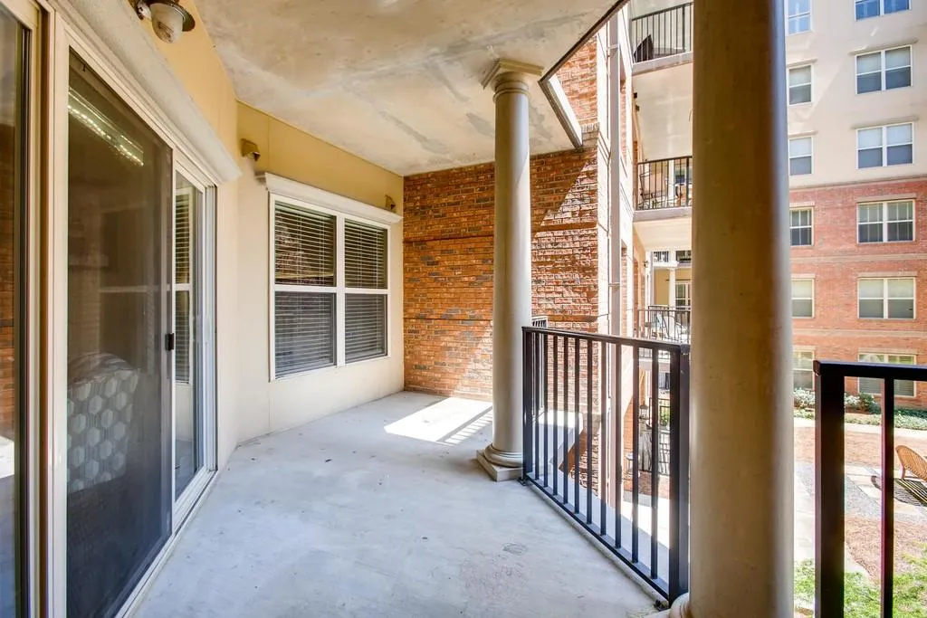 200 River Vista Drive Unit 231, Atlanta, Georgia 30339, 2 Bedrooms Bedrooms, ,2 BathroomsBathrooms,Residential,Sold,200 River Vista Drive Unit 231,6535669