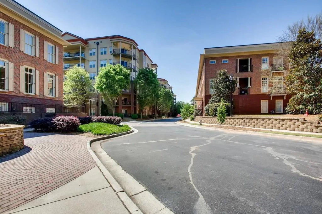 200 River Vista Drive Unit 231, Atlanta, Georgia 30339, 2 Bedrooms Bedrooms, ,2 BathroomsBathrooms,Residential,Sold,200 River Vista Drive Unit 231,6535669