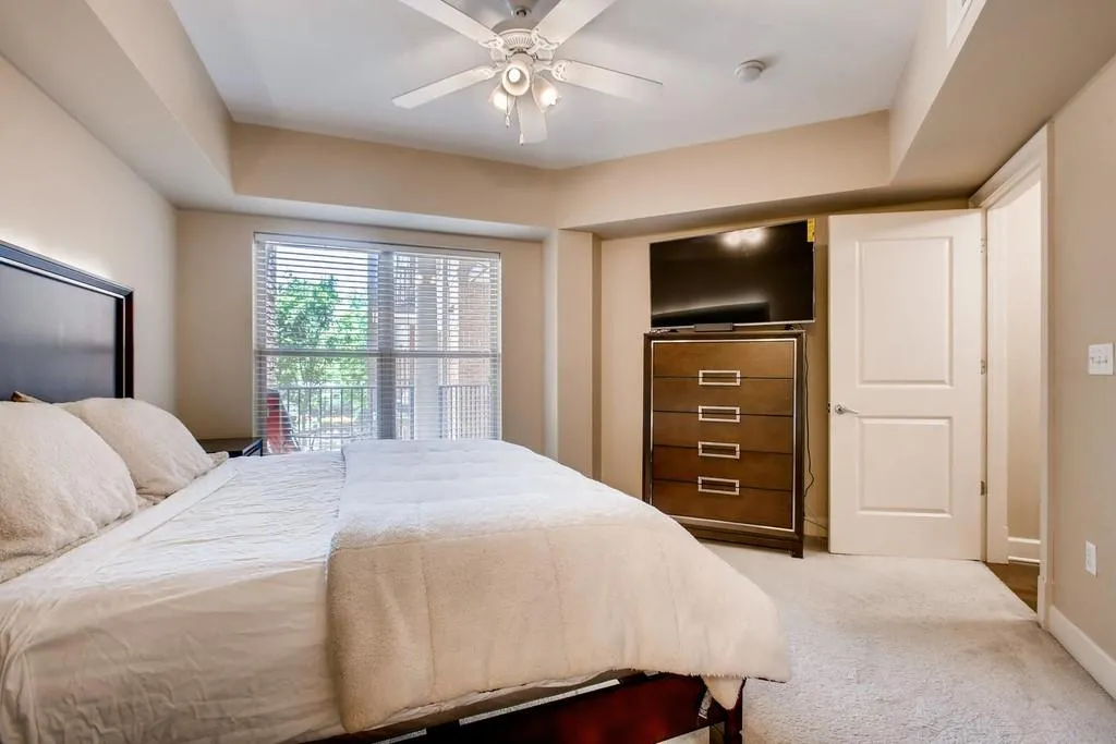200 River Vista Drive Unit 231, Atlanta, Georgia 30339, 2 Bedrooms Bedrooms, ,2 BathroomsBathrooms,Residential,Sold,200 River Vista Drive Unit 231,6535669