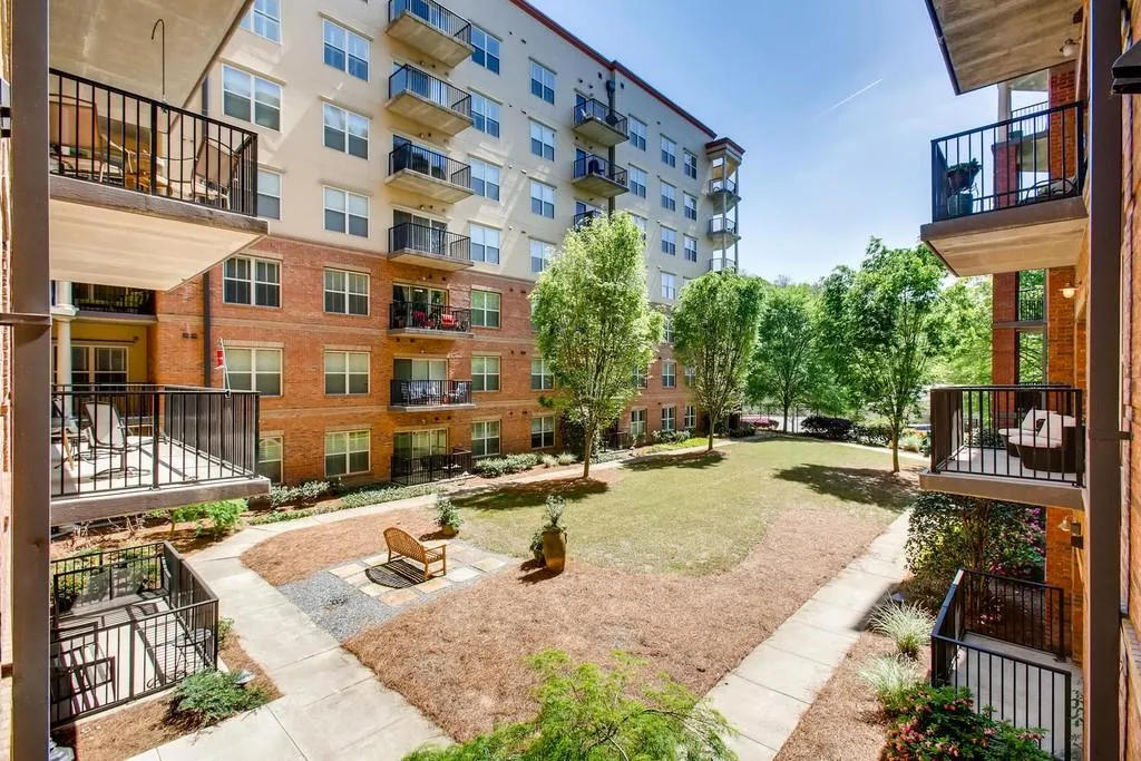 200 River Vista Drive Unit 231, Atlanta, Georgia 30339, 2 Bedrooms Bedrooms, ,2 BathroomsBathrooms,Residential,Sold,200 River Vista Drive Unit 231,6535669