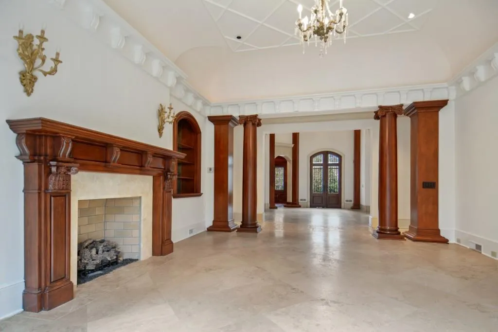 203 Saint Nicholas Circle Nw, Atlanta, Georgia 30327, 6 Bedrooms Bedrooms, ,7 BathroomsBathrooms,Residential,Sold,203 Saint Nicholas Circle Nw,6796023