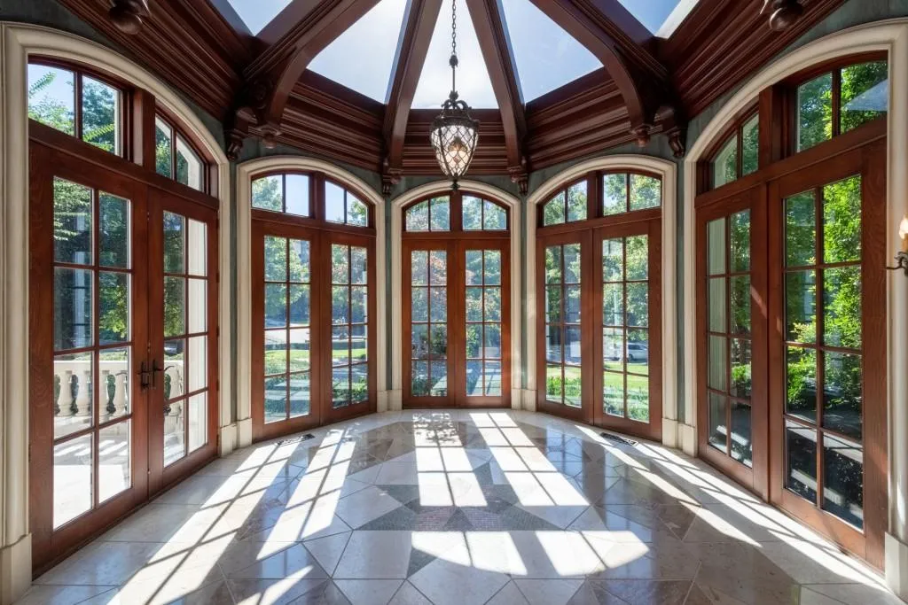 203 Saint Nicholas Circle Nw, Atlanta, Georgia 30327, 6 Bedrooms Bedrooms, ,7 BathroomsBathrooms,Residential,Sold,203 Saint Nicholas Circle Nw,6796023