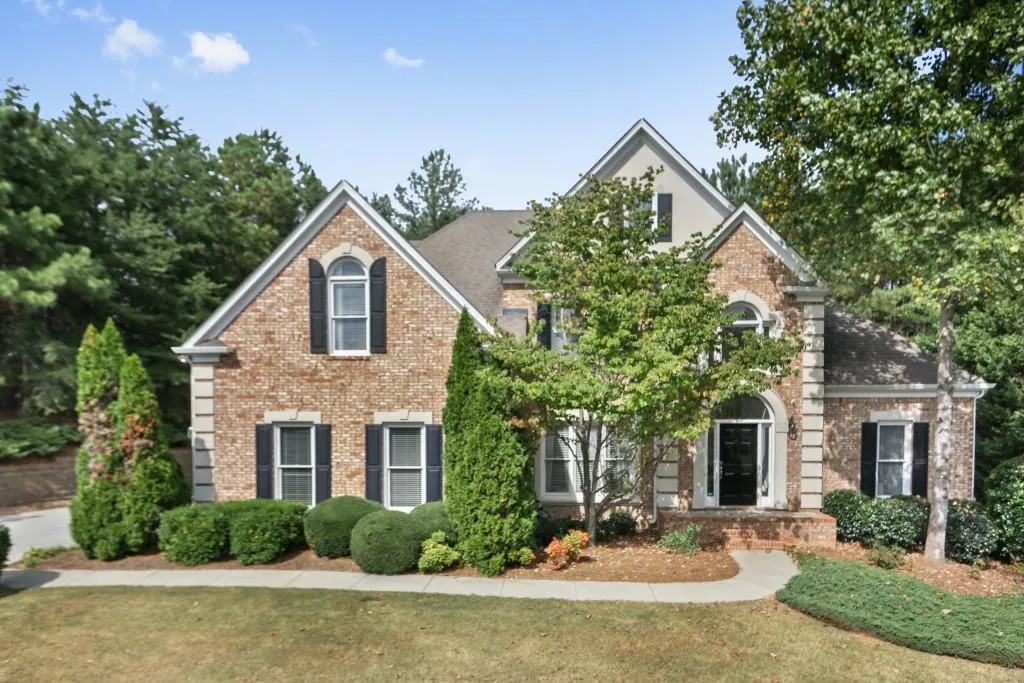 545 Woodmoore Court, Sandy Springs, Georgia 30342, 6 Bedrooms Bedrooms, ,4 BathroomsBathrooms,Residential,Sold,545 Woodmoore Court,6092830