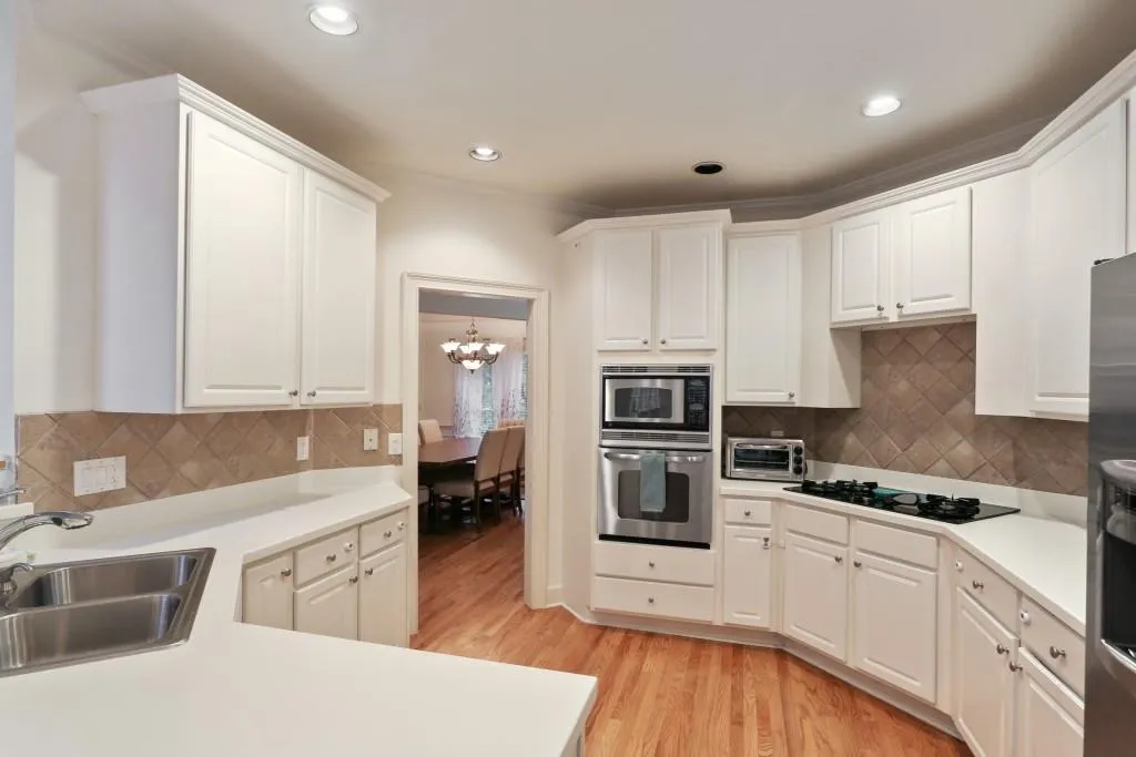 545 Woodmoore Court, Sandy Springs, Georgia 30342, 6 Bedrooms Bedrooms, ,4 BathroomsBathrooms,Residential,Sold,545 Woodmoore Court,6092830