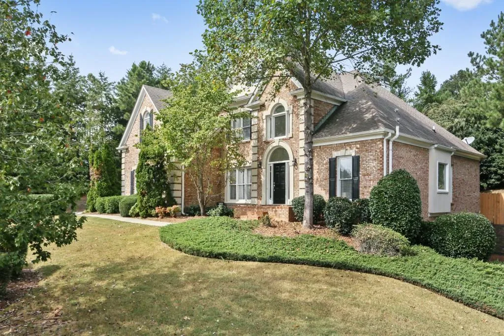 545 Woodmoore Court, Sandy Springs, Georgia 30342, 6 Bedrooms Bedrooms, ,4 BathroomsBathrooms,Residential,Sold,545 Woodmoore Court,6092830