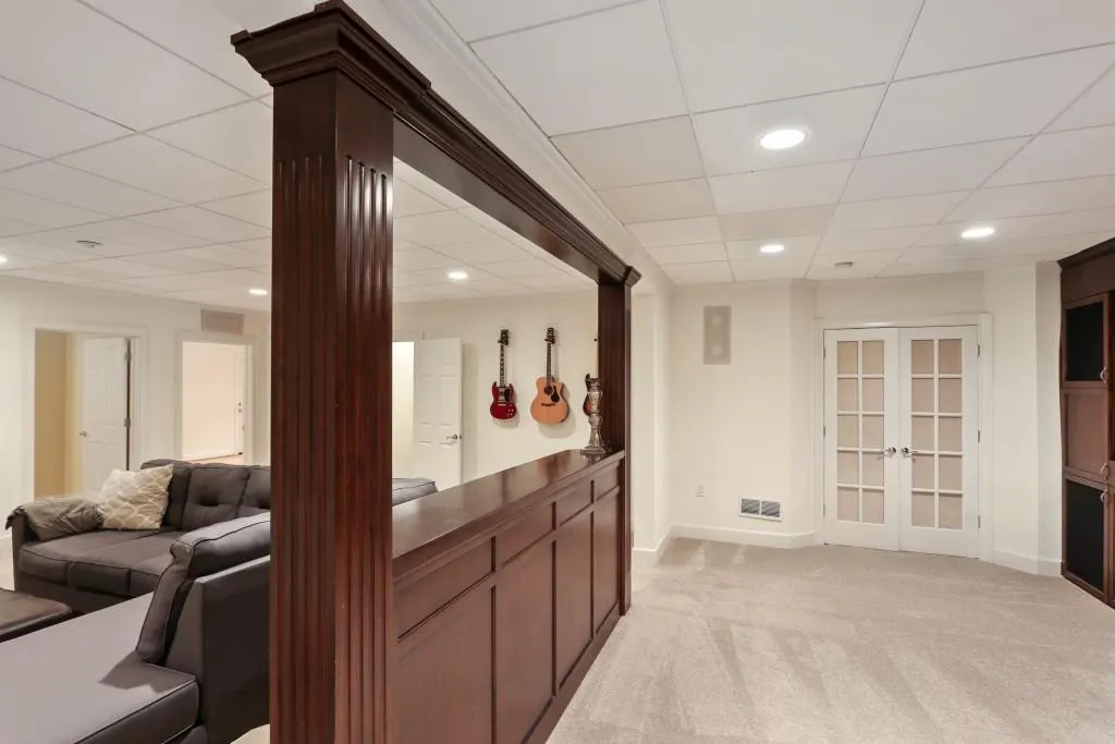 545 Woodmoore Court, Sandy Springs, Georgia 30342, 6 Bedrooms Bedrooms, ,4 BathroomsBathrooms,Residential,Sold,545 Woodmoore Court,6092830