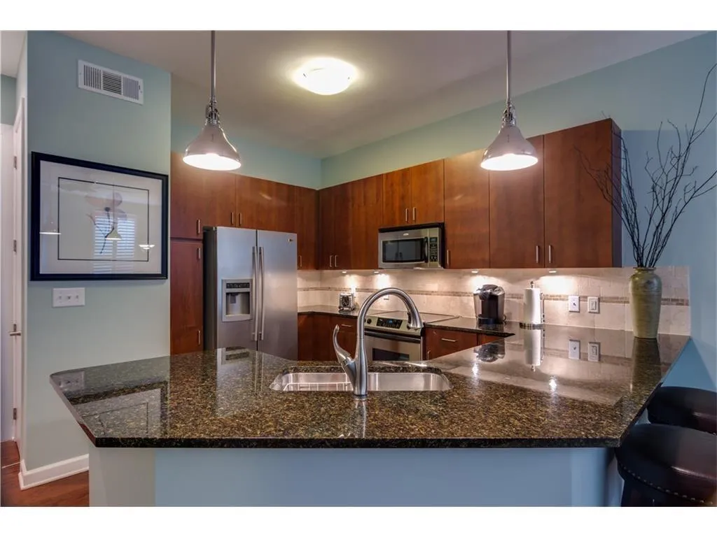 711 Cosmopolitan Drive Ne Unit 237, Atlanta, Georgia 30324, 1 Bedroom Bedrooms, ,1 BathroomBathrooms,Residential,Sold,711 Cosmopolitan Drive Ne Unit 237,5823385