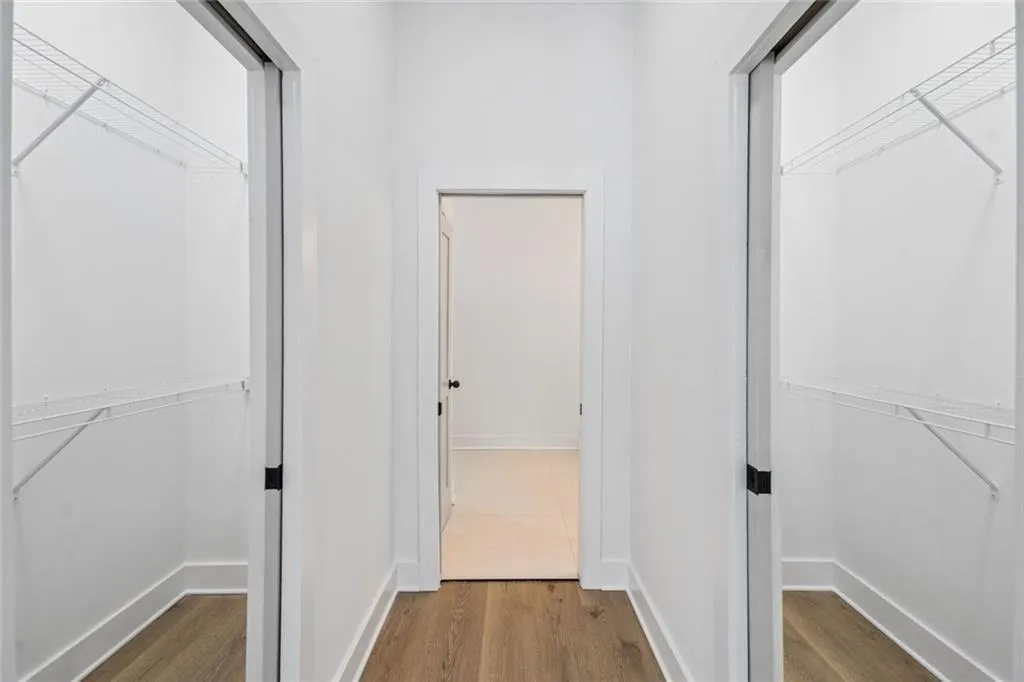 2438 2nd Street Nw, Atlanta, Georgia 30318, 5 Bedrooms Bedrooms, 0 ,5 BathroomsBathrooms,Residential,For Sale,2438 2nd Street Nw,7738435