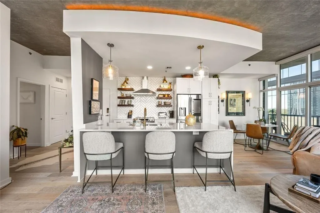 923 Peachtree Street Ne Unit 939, Atlanta, Georgia 30309, 1 Bedroom Bedrooms, ,1 BathroomBathrooms,Residential,For Sale,923 Peachtree Street Ne Unit 939,7669157