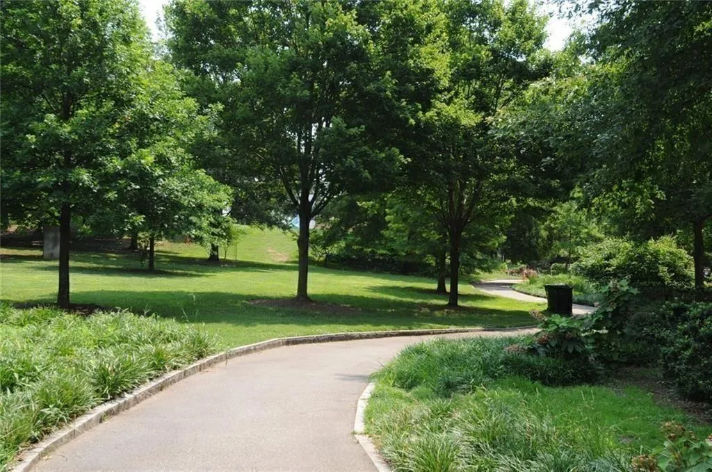 923 Peachtree Street Ne Unit 939, Atlanta, Georgia 30309, 1 Bedroom Bedrooms, ,1 BathroomBathrooms,Residential,For Sale,923 Peachtree Street Ne Unit 939,7669157