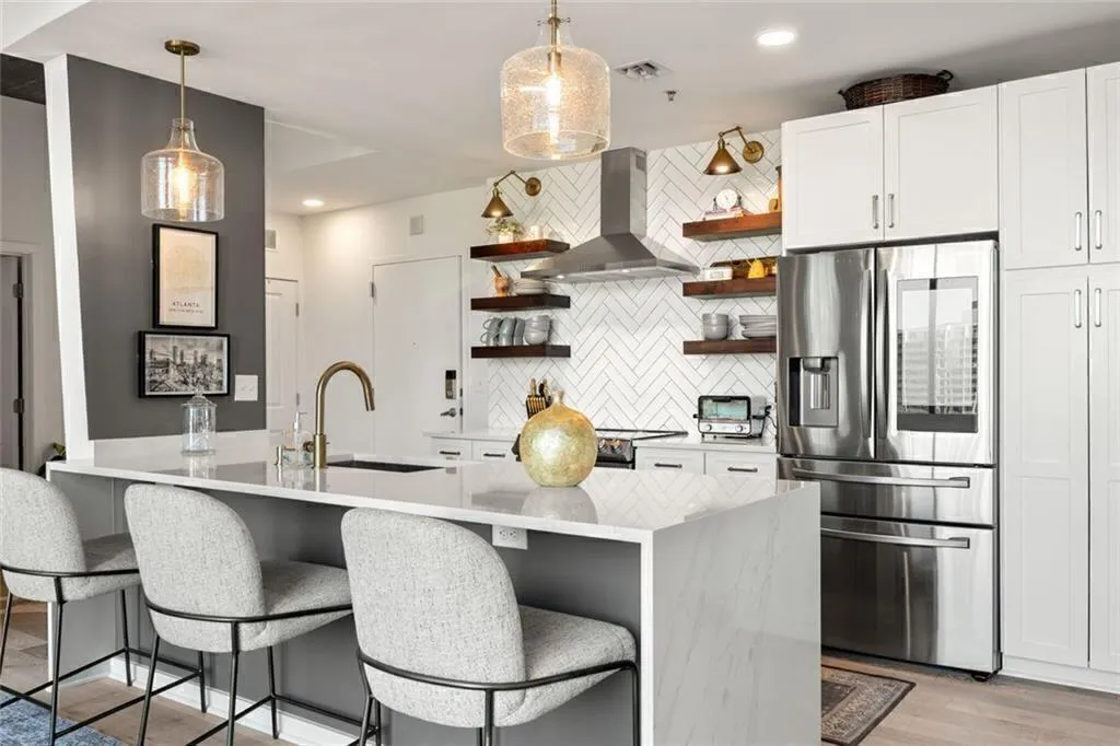 923 Peachtree Street Ne Unit 939, Atlanta, Georgia 30309, 1 Bedroom Bedrooms, ,1 BathroomBathrooms,Residential,For Sale,923 Peachtree Street Ne Unit 939,7669157