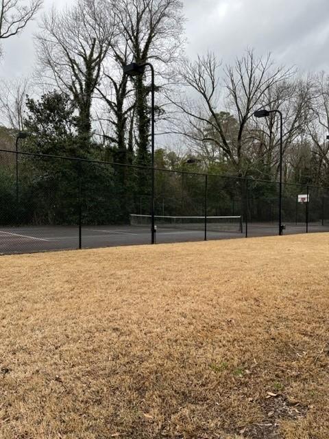 6700 Roswell Road Unit 13B, Atlanta, Georgia 30328, 3 Bedrooms Bedrooms, ,2 BathroomsBathrooms,Residential,Sold,6700 Roswell Road Unit 13B,7331069