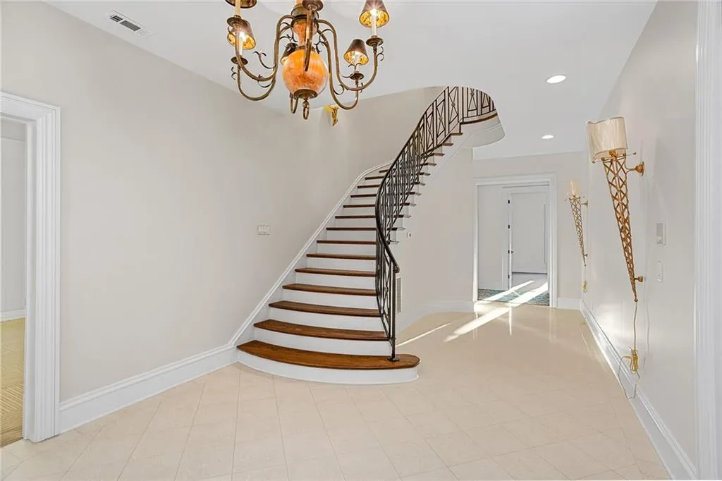 415 Cameron Valley Court, Sandy Springs, Georgia 30328, 5 Bedrooms Bedrooms, ,5 BathroomsBathrooms,Residential,Sold,415 Cameron Valley Court,7007681