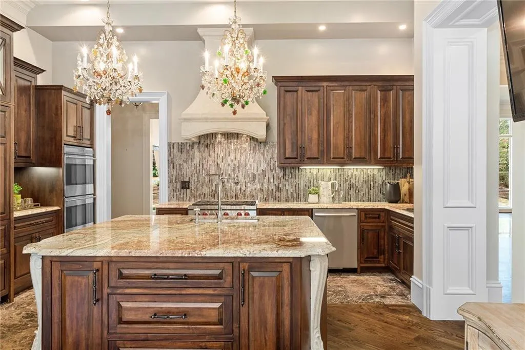 415 Cameron Valley Court, Sandy Springs, Georgia 30328, 5 Bedrooms Bedrooms, ,5 BathroomsBathrooms,Residential,Sold,415 Cameron Valley Court,7007681