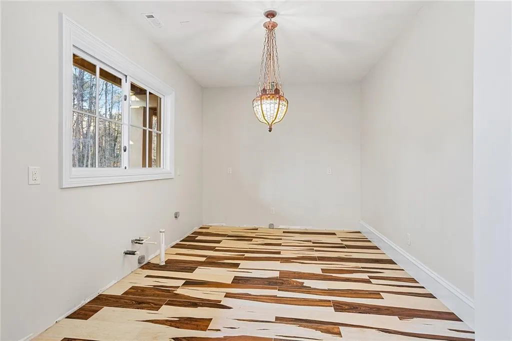 415 Cameron Valley Court, Sandy Springs, Georgia 30328, 5 Bedrooms Bedrooms, ,5 BathroomsBathrooms,Residential,Sold,415 Cameron Valley Court,7007681