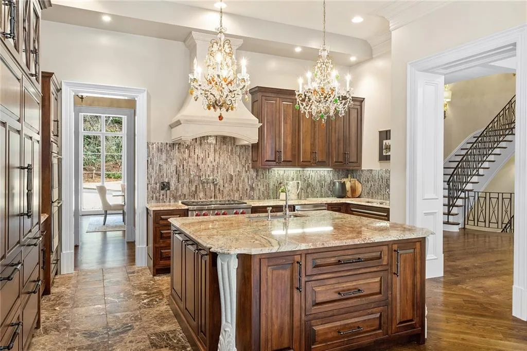 415 Cameron Valley Court, Sandy Springs, Georgia 30328, 5 Bedrooms Bedrooms, ,5 BathroomsBathrooms,Residential,Sold,415 Cameron Valley Court,7007681