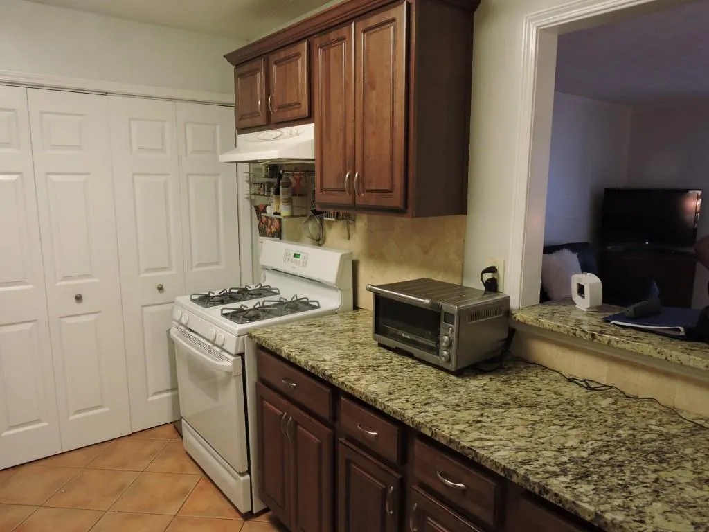 603 Natchez Trace, Sandy Springs, Georgia 30350, 2 Bedrooms Bedrooms, ,2 BathroomsBathrooms,Residential,Sold,603 Natchez Trace,6040734
