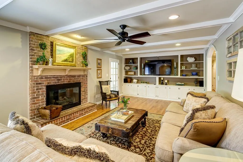 7530 Chaparral Drive, Sandy Springs, Georgia 30350, 5 Bedrooms Bedrooms, ,3 BathroomsBathrooms,Residential,Sold,7530 Chaparral Drive,5737535