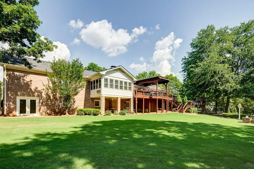 7530 Chaparral Drive, Sandy Springs, Georgia 30350, 5 Bedrooms Bedrooms, ,3 BathroomsBathrooms,Residential,Sold,7530 Chaparral Drive,5737535